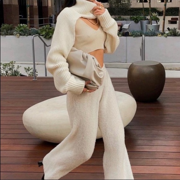 Zara Cropped Shrug Turtleneck Bolero 